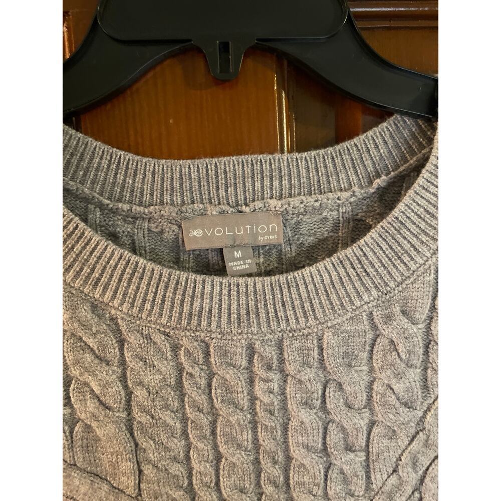 Evolution by Cyrus Aneesa Asymmetric Hem sweater size M - Picture 4 of 6